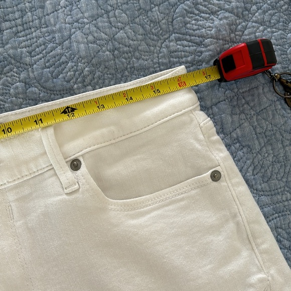 Express Jeans Legging. White. Size 10. - Picture 7 of 10